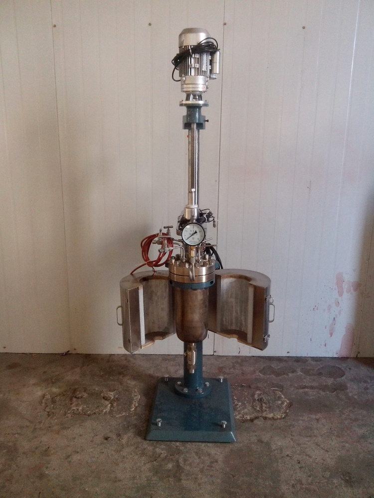 TFCF系列--電動升降釜蓋、開啟式電加熱爐2